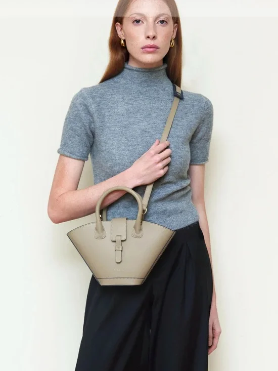 NWT Paris 64 MINI LUMIÈRE TAUPE - Picture 1 of 11